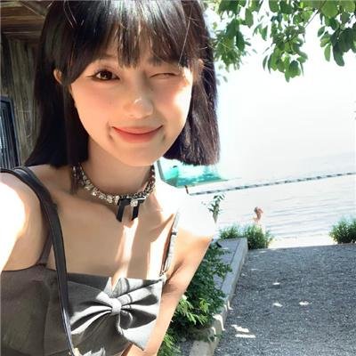 大使千金 高清封面